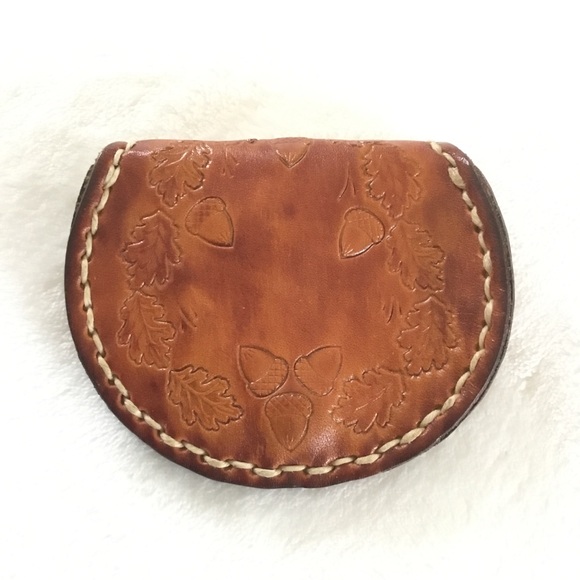 Vintage Handbags - 🌟 Host pick🌟 Vintage acorn leather coin purse